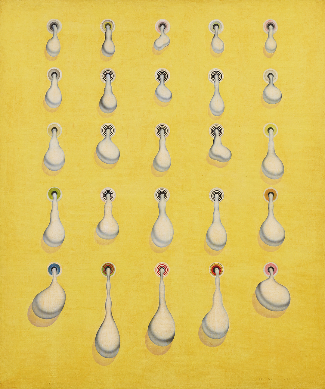 현상(1971). 물방울이 되기 전 단계의, 끈적한 체액의 모양을 하고 있습니다.